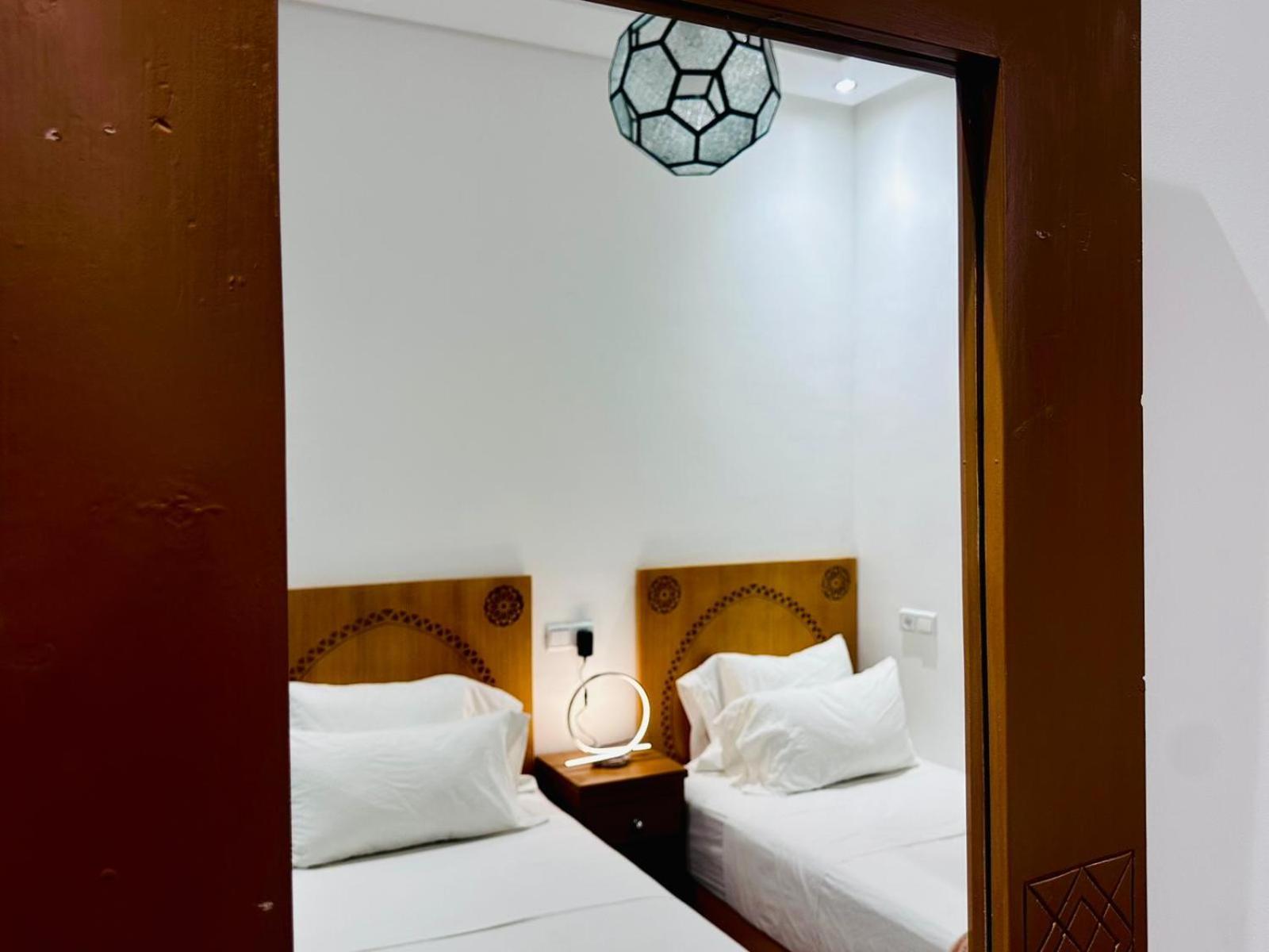 Chambre Lits Jumeaux Spacieuse