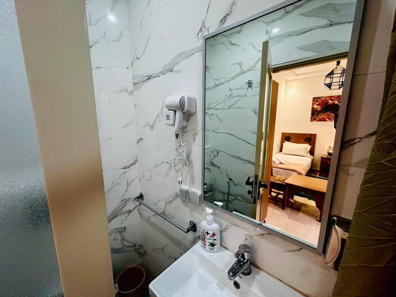 Large Twin Room